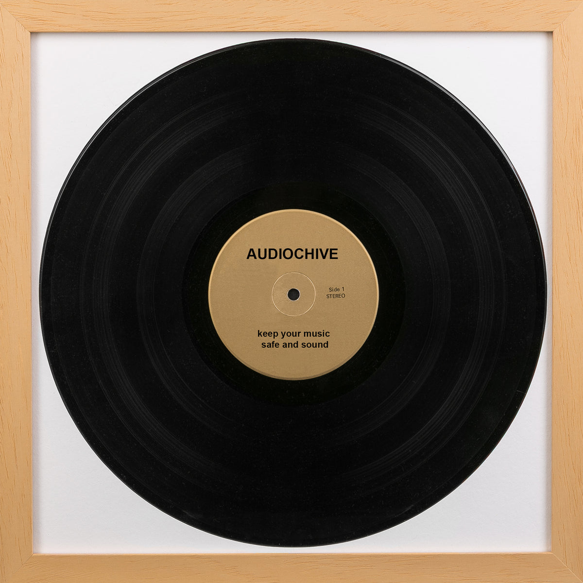 Premium vinyl record picture frame (real wood, natural)